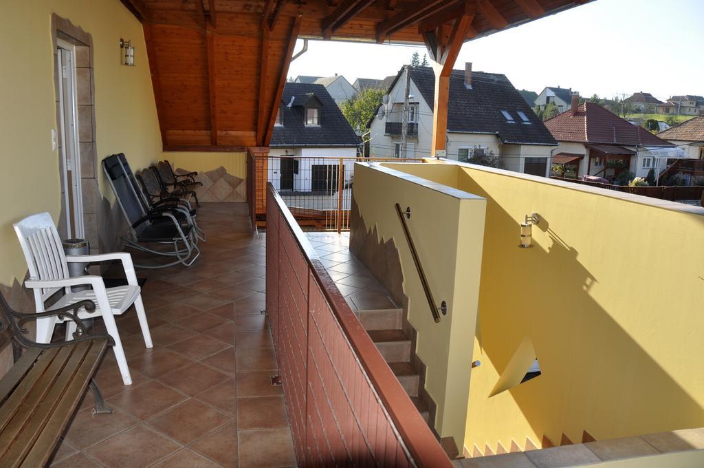 Tengerszem Panzio Bed and Breakfast Bánk Esterno foto