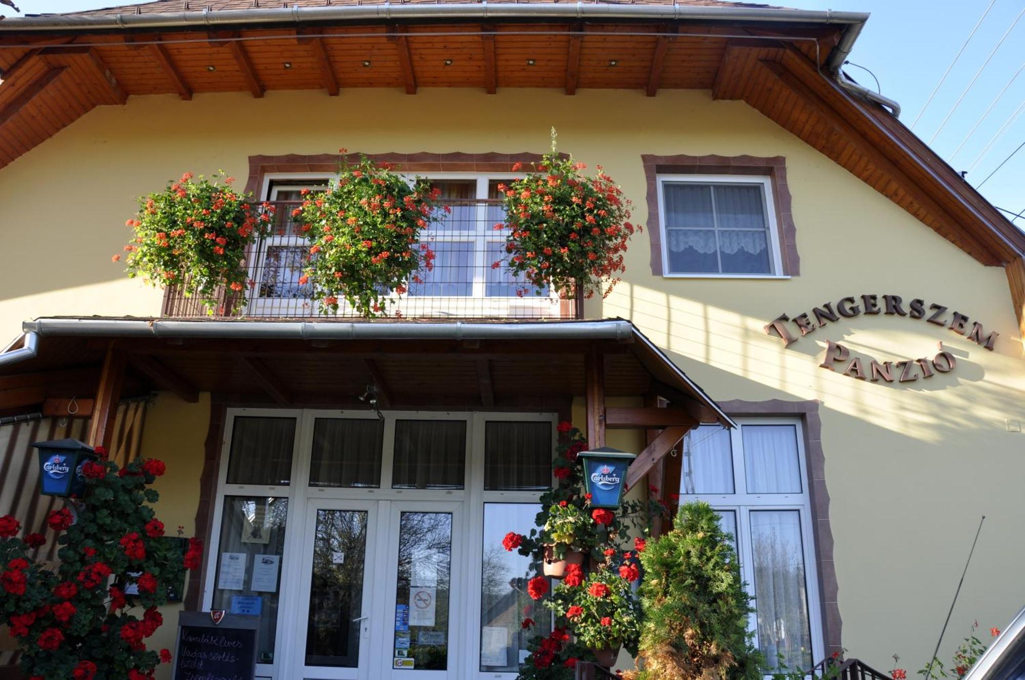 Tengerszem Panzio Bed and Breakfast Bánk Esterno foto